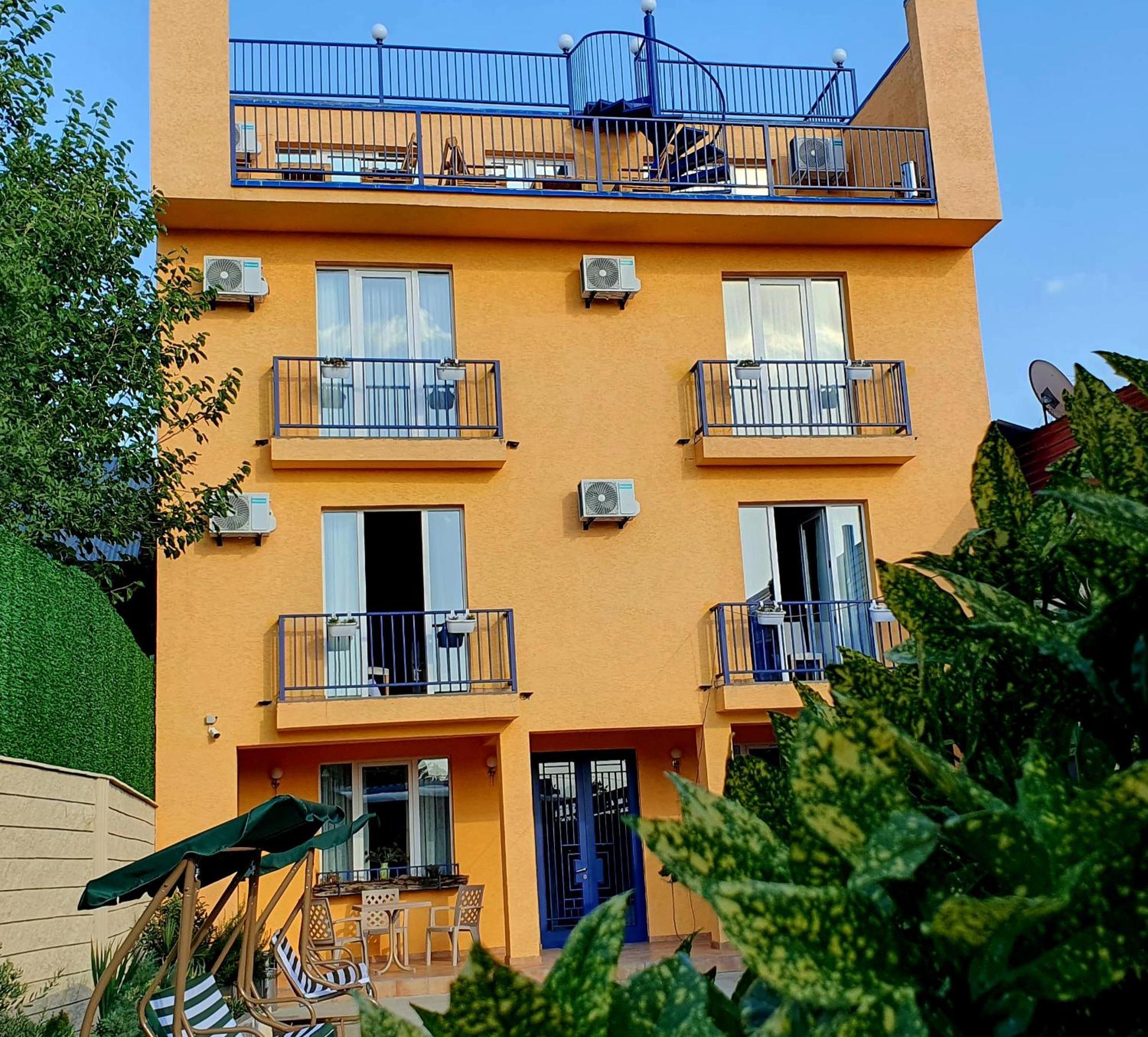 Hotel Hills In Old Tbilisi Exteriör bild